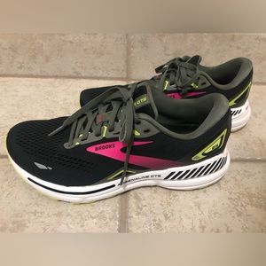 Brooks  Women’s Adrenaline GTS 23 Black/Pink/Yellow/White Sneakers Sz 8.5